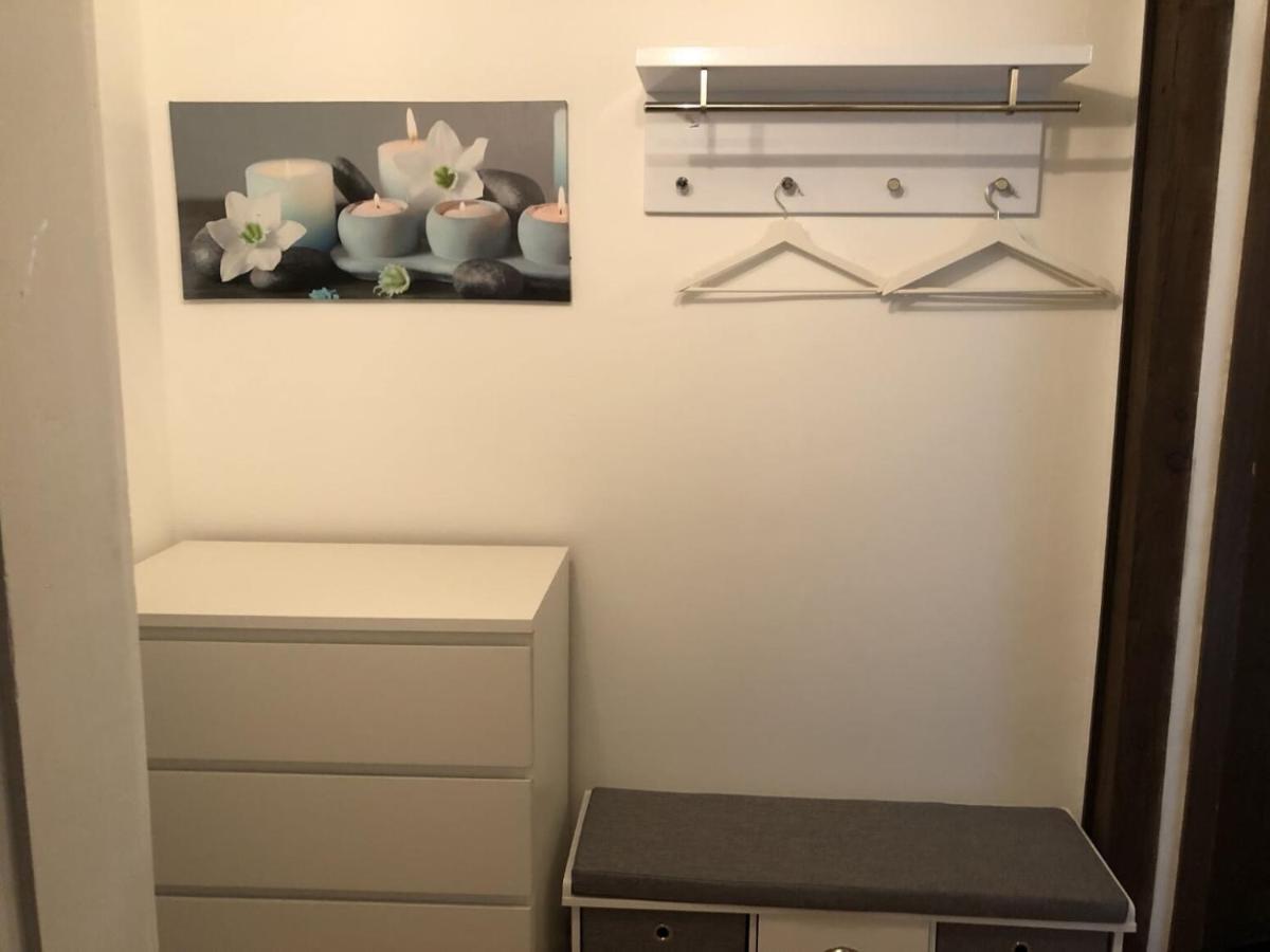 Grefrath Ferienwohnung Auf Denkmalgeschuetztem Sturmhof מראה חיצוני תמונה