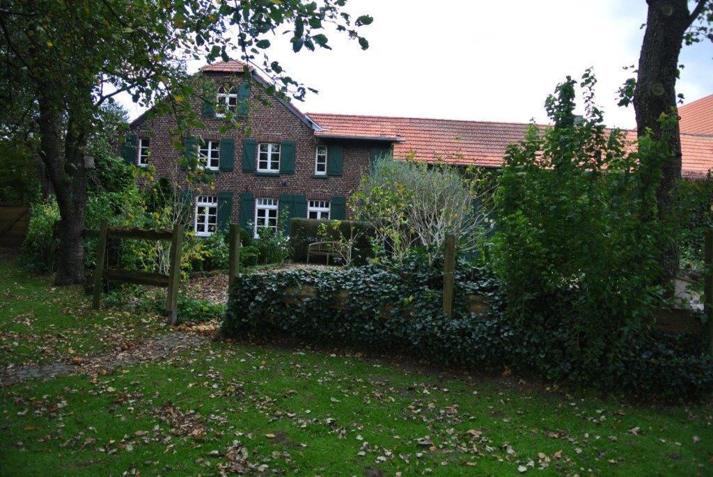 Grefrath Ferienwohnung Auf Denkmalgeschuetztem Sturmhof מראה חיצוני תמונה